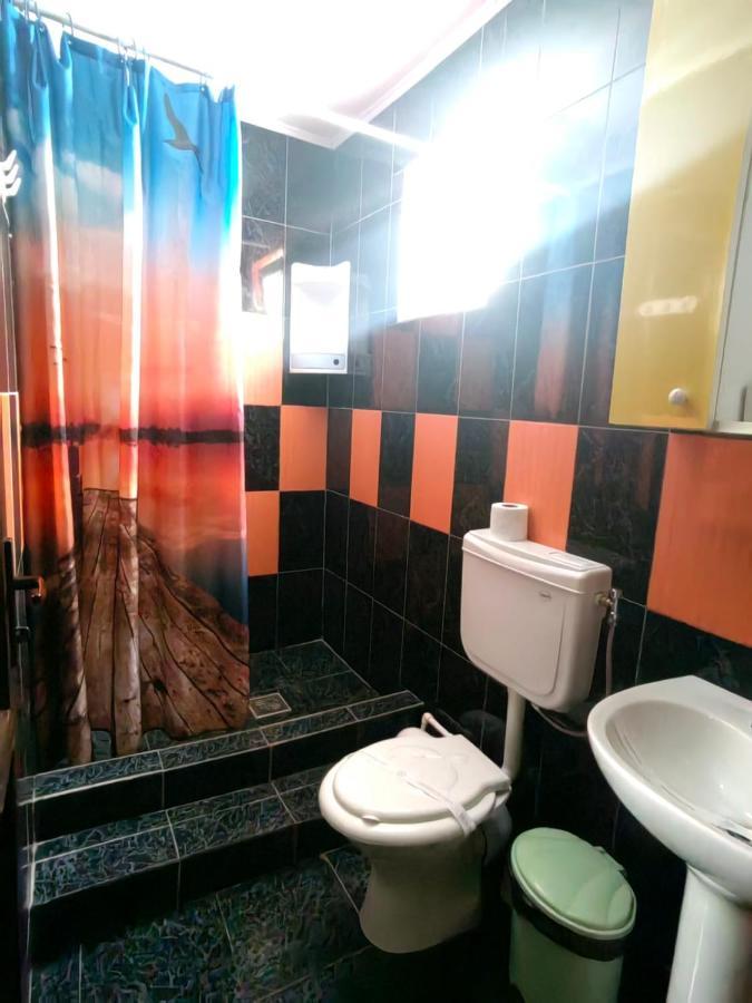 Casa Alexandru Hotell Două Mai Exteriör bild
